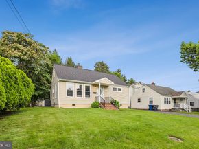 3112 Annandale Road, Falls Church VA 22042