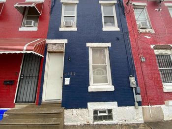 2137 W Toronto Street