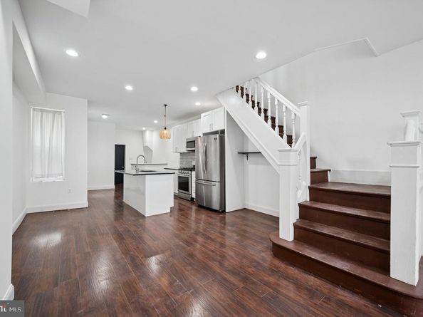 5229 Irving Street, Philadelphia PA 19139