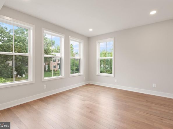 6008 34TH Place NW, Washington DC 20015