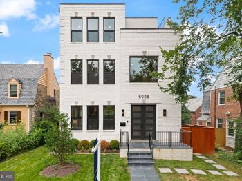 6008 34TH Place NW