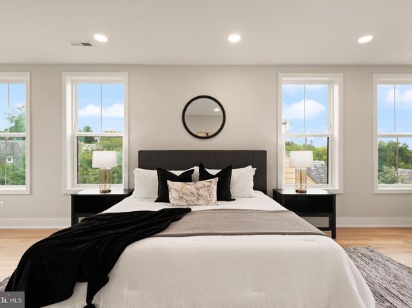 6008 34TH Place NW, Washington DC 20015