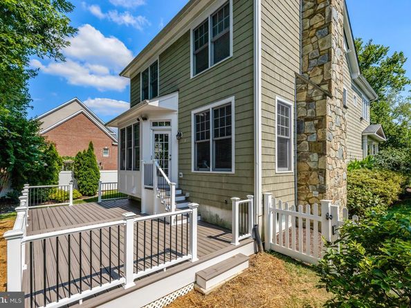 1519 Pathfinder Lane, Mclean VA 22101