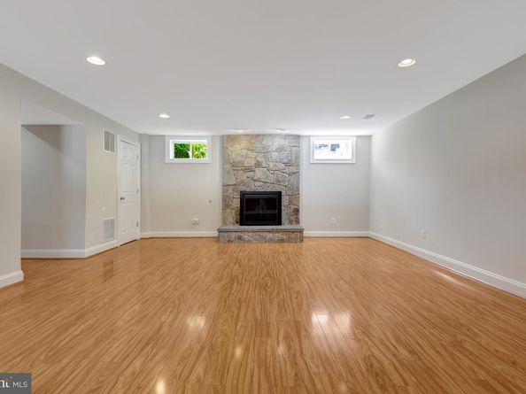 1519 Pathfinder Lane, Mclean VA 22101