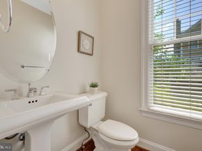 1519 Pathfinder Lane, Mclean VA 22101