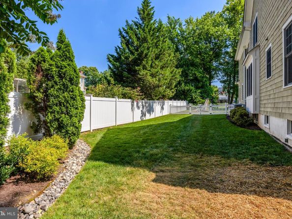 1519 Pathfinder Lane, Mclean VA 22101