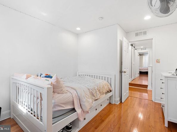 1228 S 22nd Street, Philadelphia PA 19146