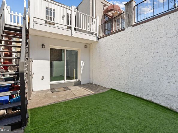 1228 S 22nd Street, Philadelphia PA 19146