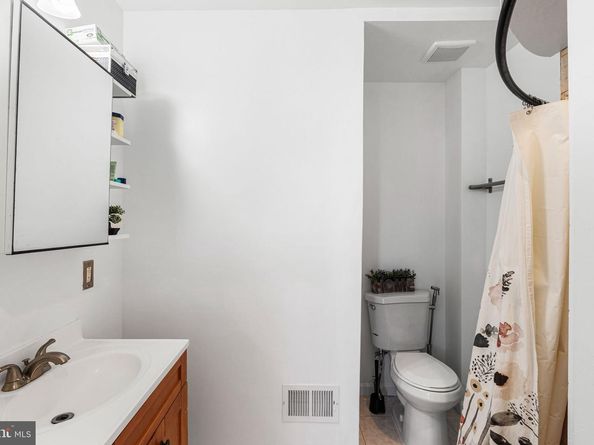 1228 S 22nd Street, Philadelphia PA 19146