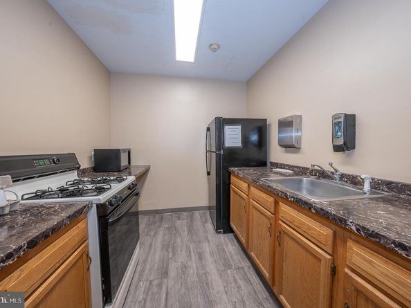 7900 Old York Road 704B, Elkins Park PA 19027