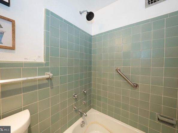 7900 Old York Road 704B, Elkins Park PA 19027