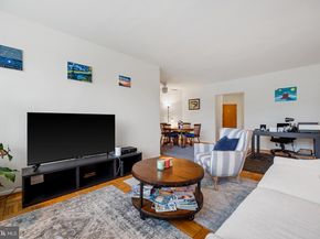 4200 Cathedral Avenue NW 1112, Washington DC 20016