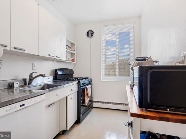 4200 Cathedral Avenue NW 1112, Washington DC 20016