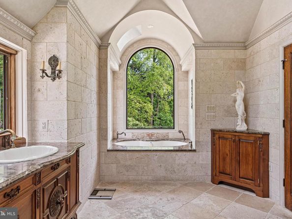 1100 Green Valley Road, Bryn Mawr PA 19010