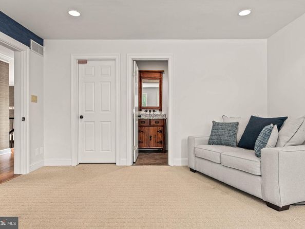 1100 Green Valley Road, Bryn Mawr PA 19010