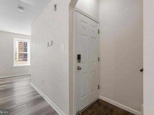 2429 N 10TH Street, Philadelphia PA 19133