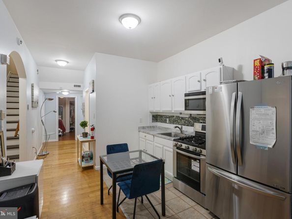 2429 N 10TH Street, Philadelphia PA 19133