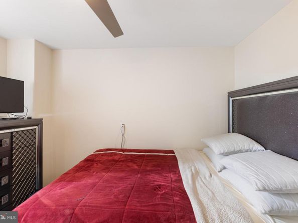 2429 N 10TH Street, Philadelphia PA 19133