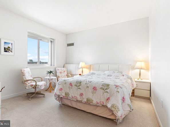 901 N Penn Street F706, Philadelphia PA 19123