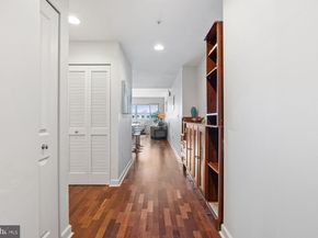901 N Penn Street F706, Philadelphia PA 19123