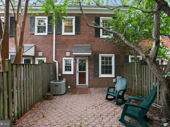 3414 S Utah Street B, Arlington VA 22206