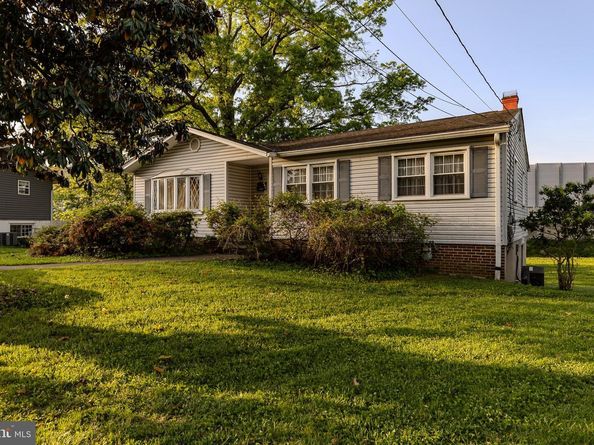 8419 Wesleyan Street, Vienna VA 22180