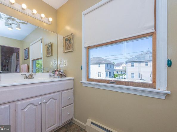 314 Railroad Avenue, Bristol PA 19007