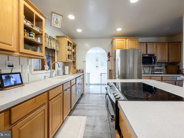 314 Railroad Avenue, Bristol PA 19007