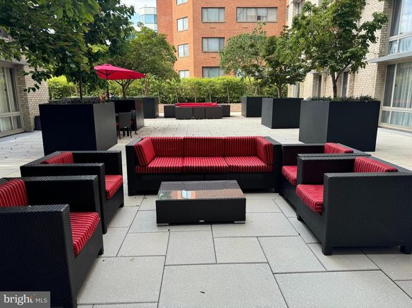 950 25TH NW 213N, Washington DC 20037