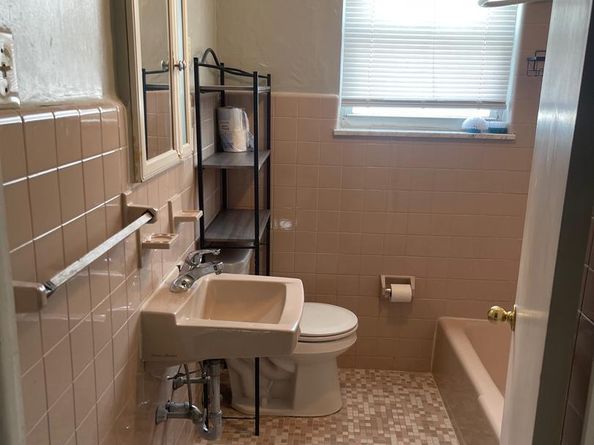 327 Winton Street, Philadelphia PA 19148