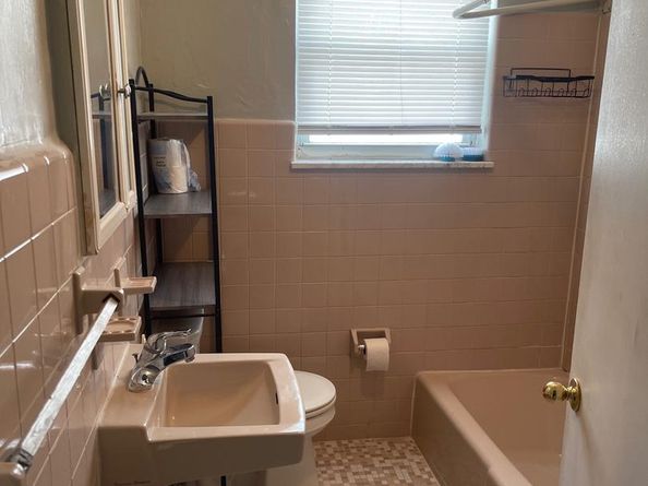327 Winton Street, Philadelphia PA 19148