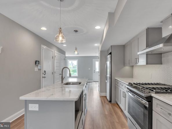 1925 N Marshall Street, Philadelphia PA 19122