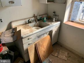 6190 Limekiln Pike, Philadelphia PA 19141