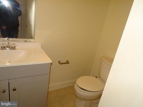 4902 Oxford Court, Bensalem PA 19020