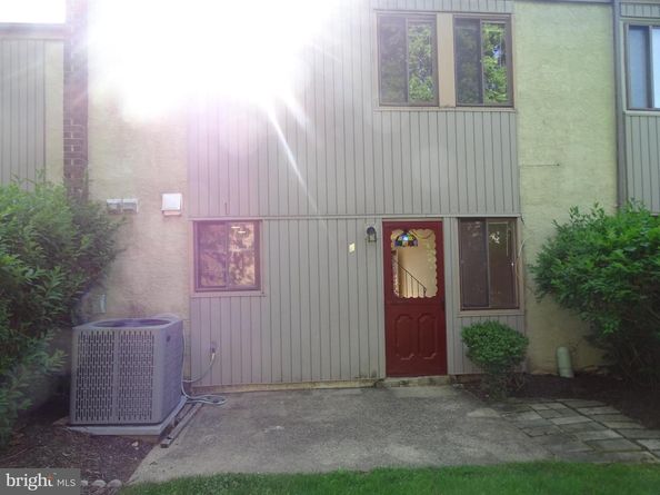 4902 Oxford Court, Bensalem PA 19020