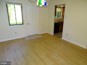4902 Oxford Court, Bensalem PA 19020