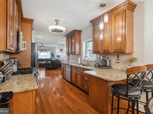 2845 E Thompson Street, Philadelphia PA 19134