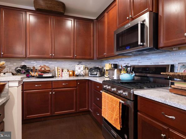 506 Carson Terrace, Huntingdon Valley PA 19006