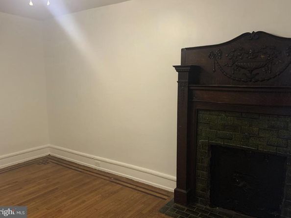 3813 Baring Street, Philadelphia PA 19104