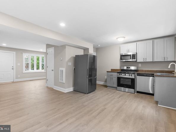 521 Foxhall Place SE, Washington DC 20032
