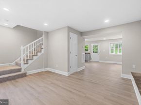 521 Foxhall Place SE, Washington DC 20032