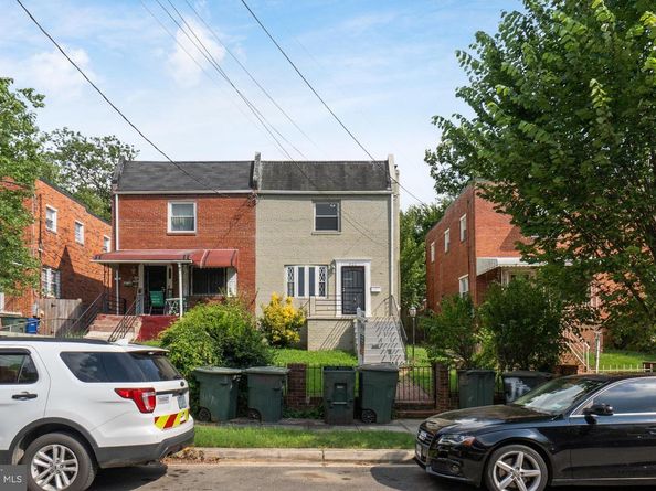 521 Foxhall Place SE, Washington DC 20032