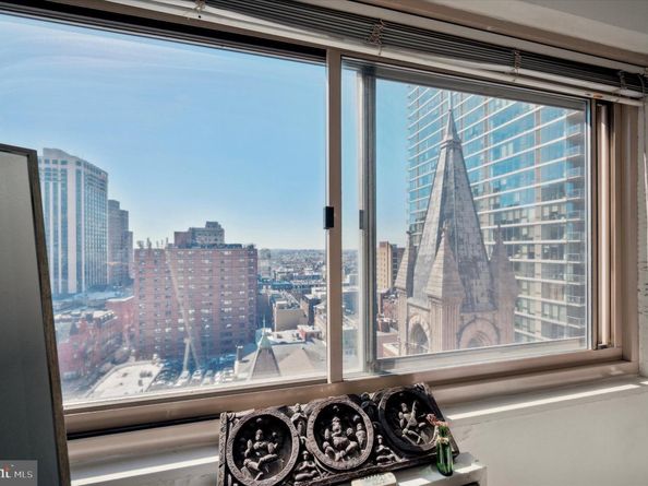 2101 Chestnut Street 1612, Philadelphia PA 19103