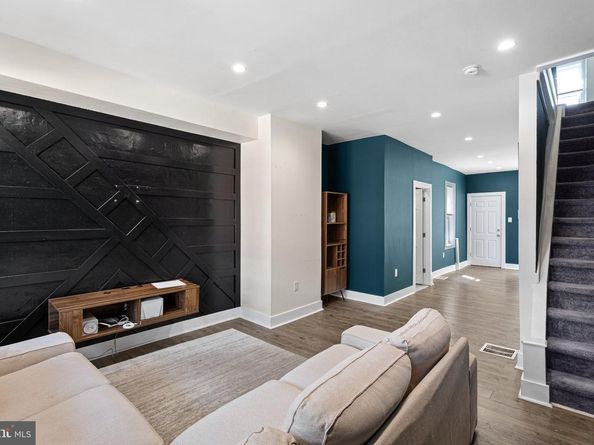 1826 S 24TH Street, Philadelphia PA 19145