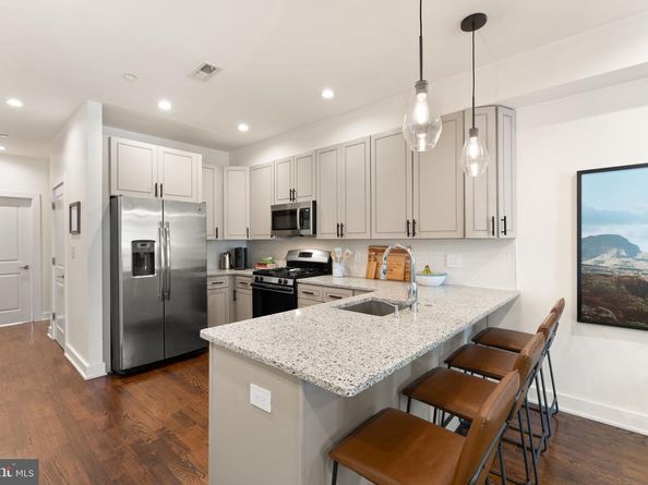 631 W Oxford Street 2, Philadelphia PA 19122