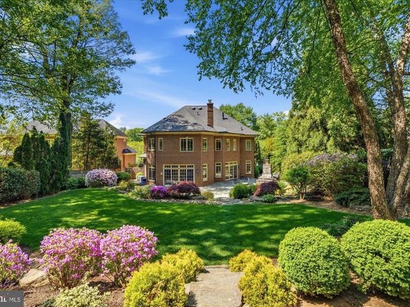6704 Honesty Drive, Bethesda MD 20817
