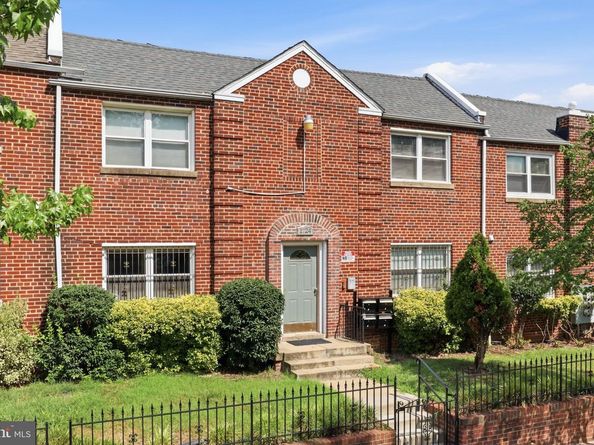 1724 Capitol NE, Washington DC 20002