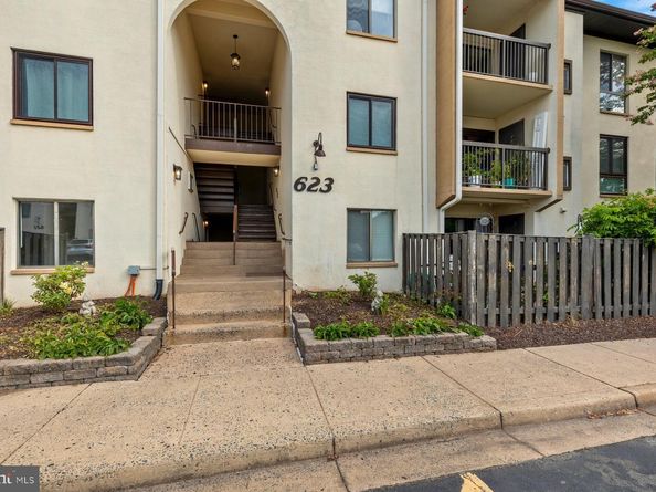 623 Center Street T3, Herndon VA 20170