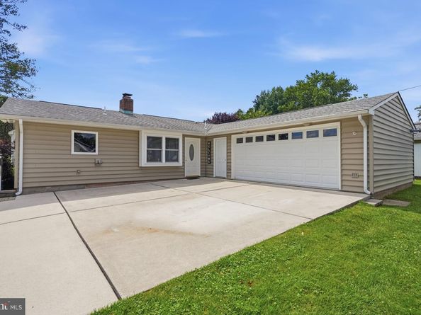 1 Gun Road, Levittown PA 19057