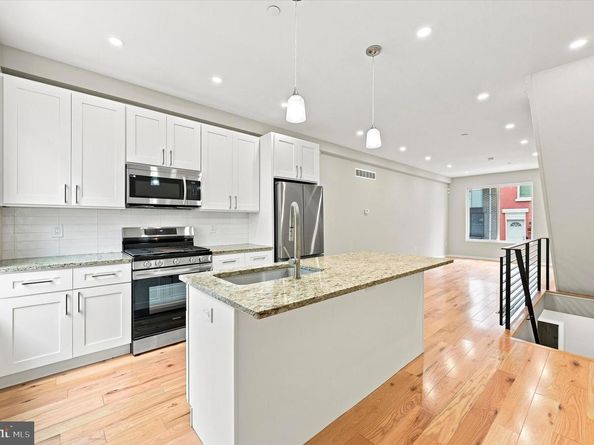 1713 W Seybert Street, Philadelphia PA 19121
